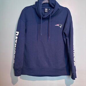 NFL Team Apparel Patriots Women’s Small Pullover Sweatshirt Athleisure Sporty